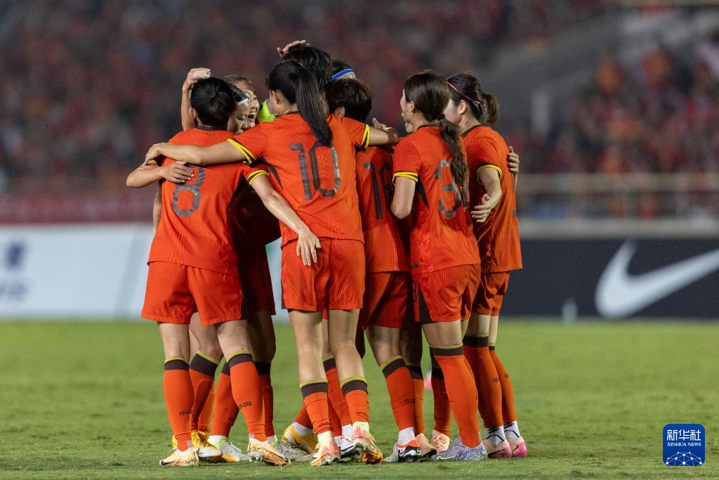 国际女足比赛中，中国队获得胜利