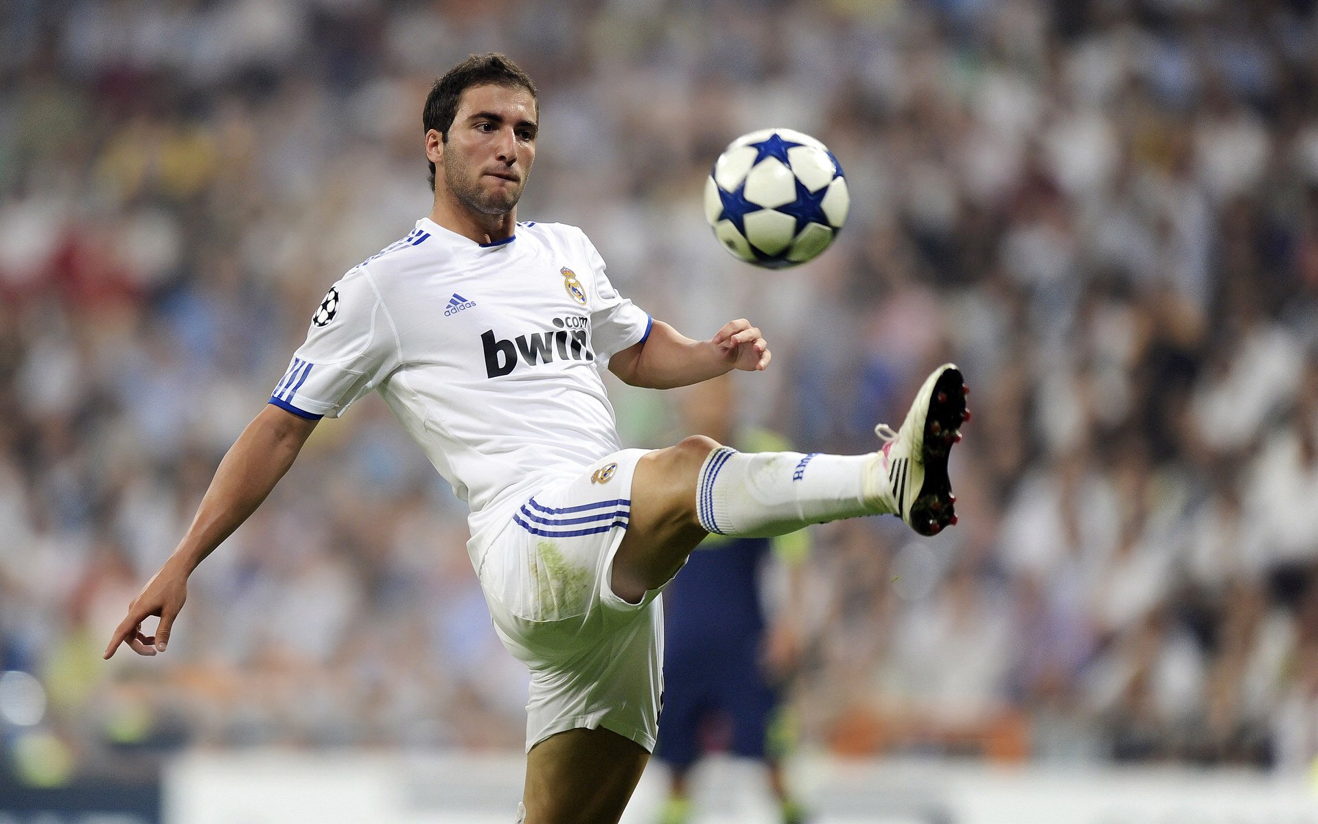 北京队压制山西队，霍勒迪成为全场焦点