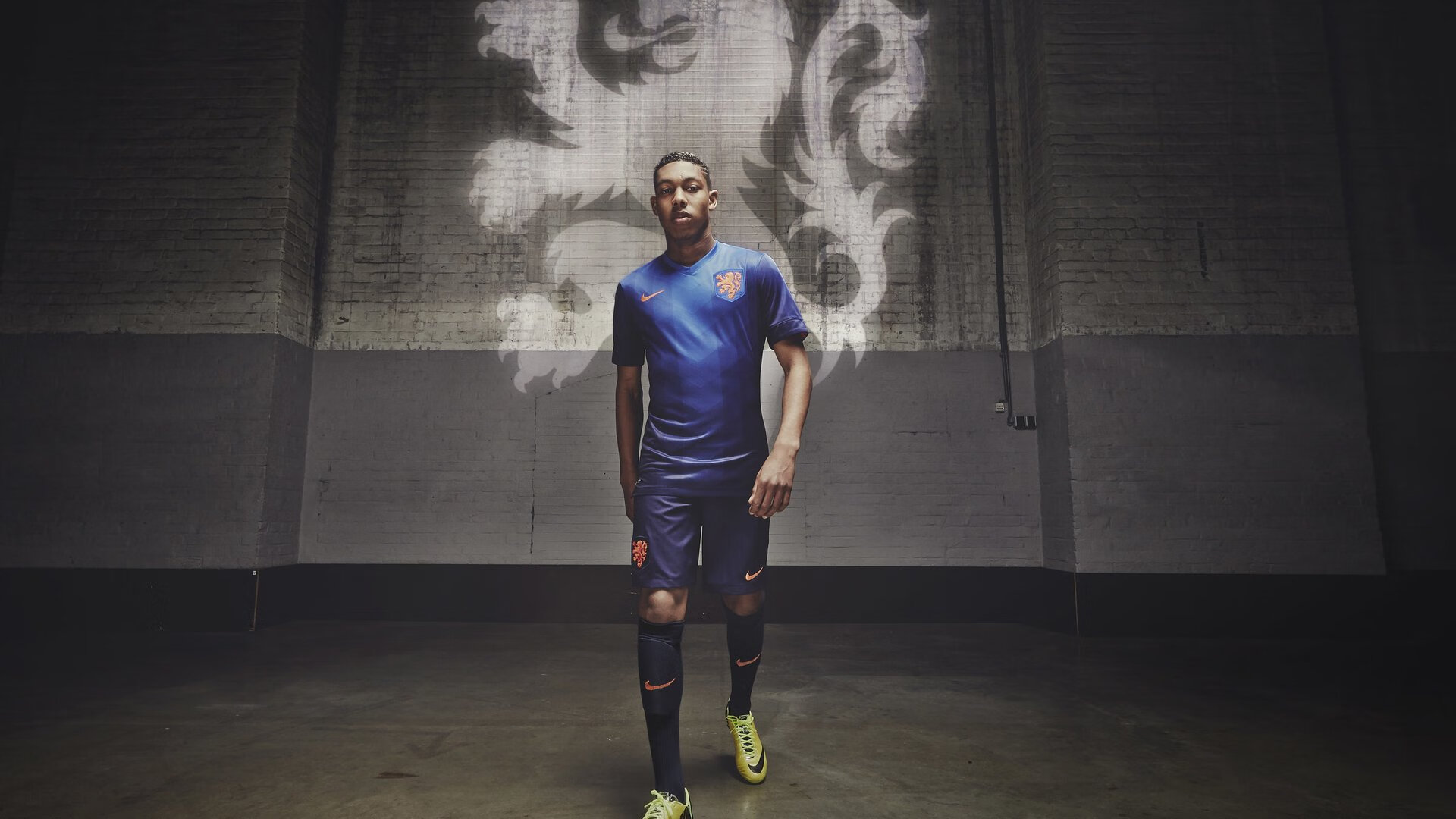 灰熊碾压勇士，库里成为关键先生