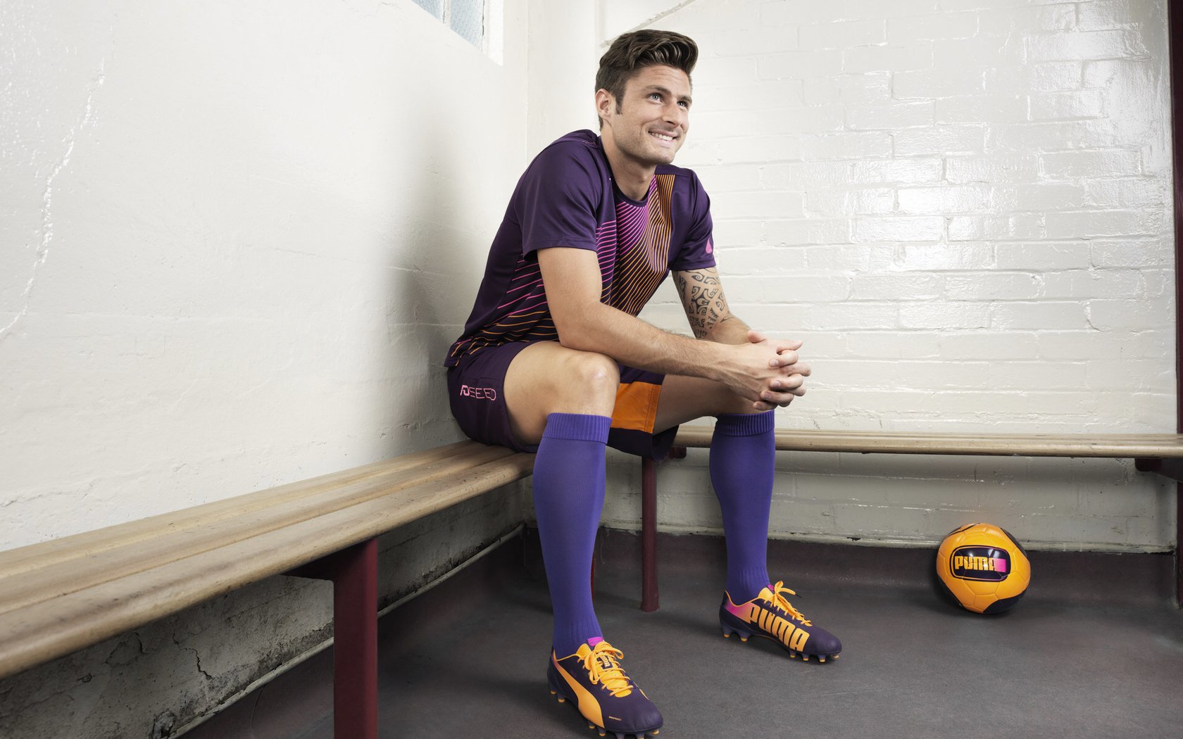 雷速体育比分直播-当边界封锁足球，克瓦拉茨赫利亚如何从乌克兰的阴影中崛起，并在国家德比中加冕