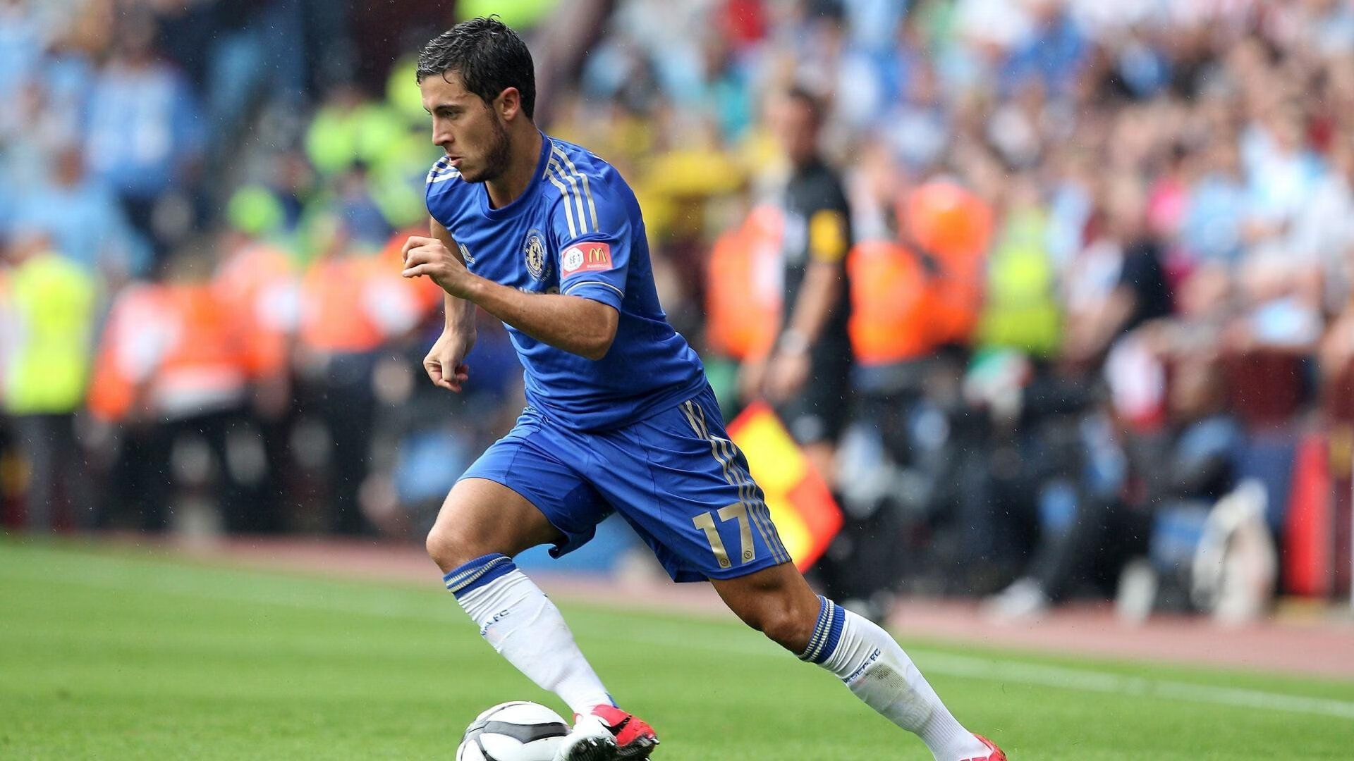 赛道新秩序，威廉姆斯轻取法拉利，周冠宇带队取胜改写F1格局